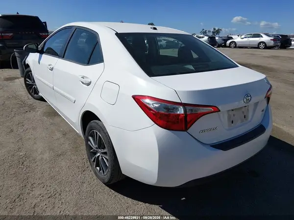 2T1BURHE3GC581477 — 2016 Toyota Corolla, фото 3 с аукциона IAAI, Передняя часть