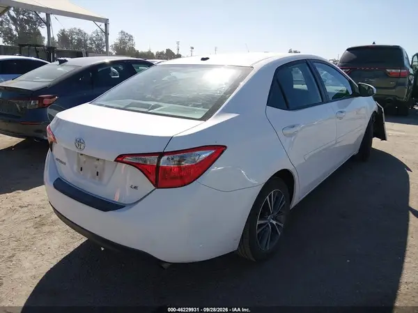 2T1BURHE3GC581477 — 2016 Toyota Corolla, фото 4 с аукциона IAAI, Передняя часть