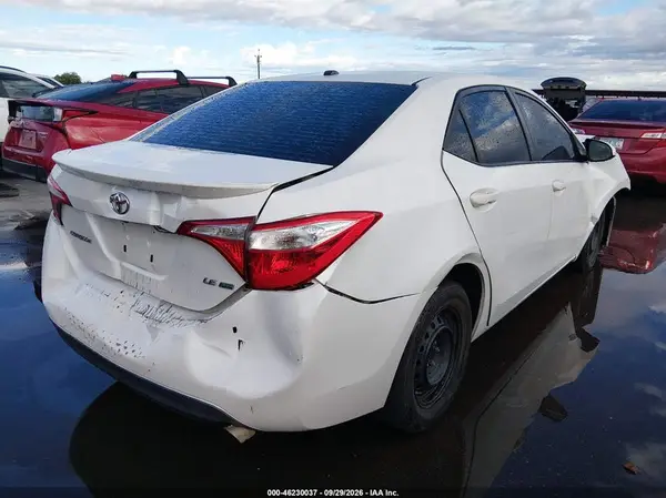 5YFBPRHE8GP423935 — 2016 Toyota Corolla, фото 4 с аукциона IAAI, Передняя часть справа