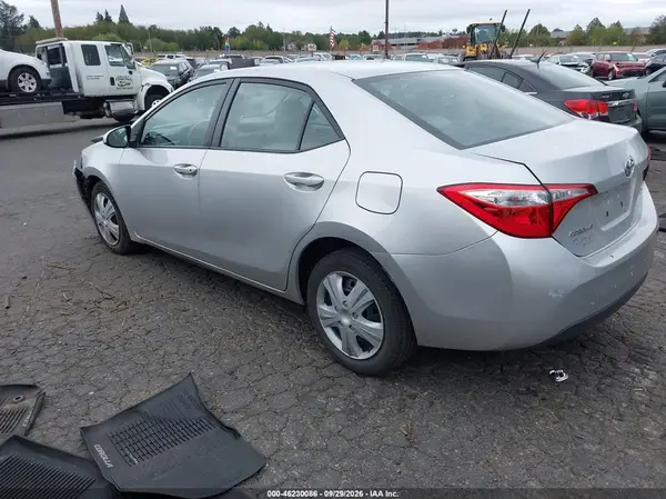 2T1BURHE1GC545187 — 2016 Toyota Corolla, фото 3 с аукциона IAAI, Передняя часть