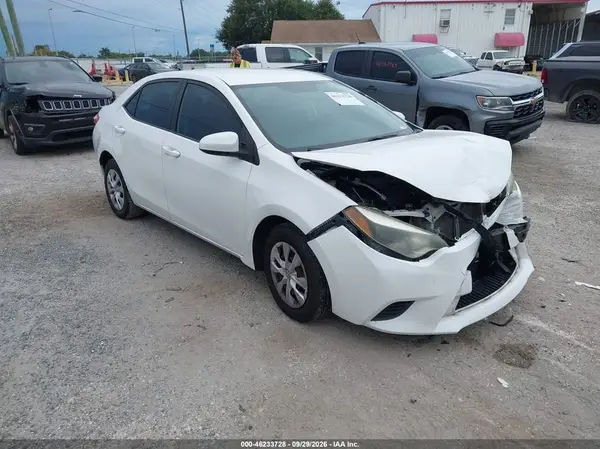 5YFBURHEXGP457366 — 2016 Toyota Corolla, Передняя часть (Front End), фото до ремонта