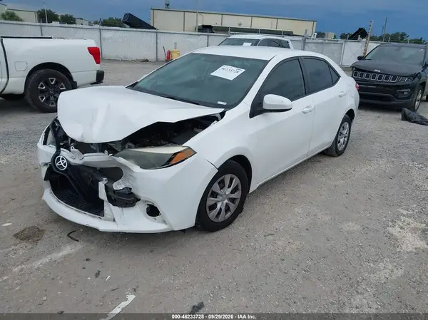 5YFBURHEXGP457366 — 2016 Toyota Corolla, фото 2 с аукциона IAAI, Передняя часть