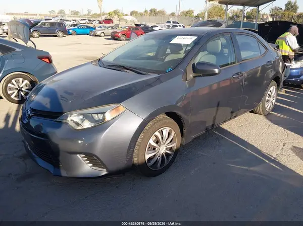 5YFBURHE6GP396081 — 2016 Toyota Corolla, фото 2 с аукциона IAAI, Задняя часть