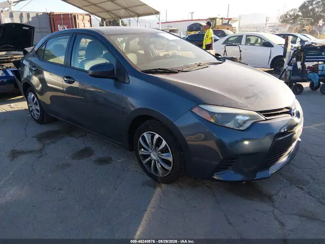 5YFBURHE6GP396081 — 2016 Toyota Corolla, Задняя часть (Rear), фото до ремонта