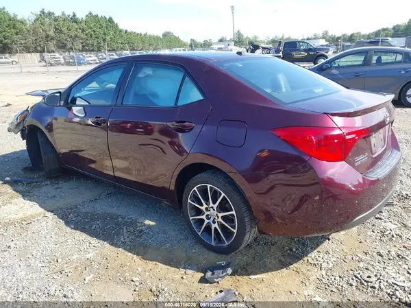 5YFBURHE1HP633108 — 2017 Toyota Corolla, фото 3 с аукциона IAAI 13.10.2026, Передняя часть
