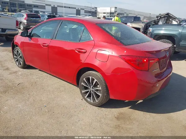 5YFBURHE8HP684136 — 2017 Toyota Corolla, фото 3 с аукциона IAAI, Передняя часть