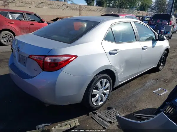 5YFBURHE7HP707647 — 2017 Toyota Corolla, фото 4 с аукциона IAAI 11.10.2026, Передняя часть