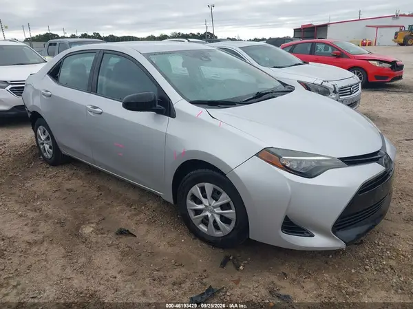 2T1BURHE9HC783984 — 2017 Toyota Corolla, Задняя часть (Rear), фото до ремонта