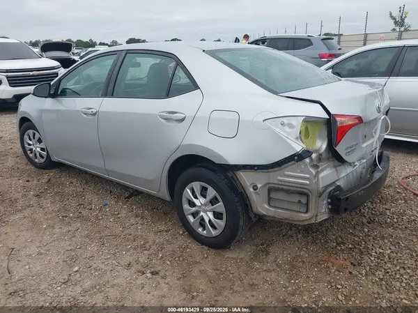 2T1BURHE9HC783984 — 2017 Toyota Corolla, фото 3 с аукциона IAAI 13.10.2026, Задняя часть