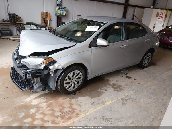 2T1BURHE7HC786589 — 2017 Toyota Corolla, фото 2 с аукциона IAAI, Передняя часть