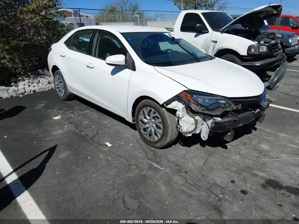 2T1BURHEXHC862113 — 2017 Toyota Corolla, Передняя часть (Front End), фото до ремонта