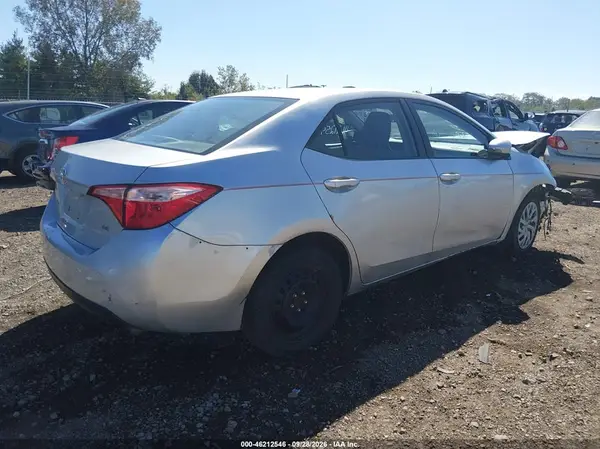 2T1BURHE1HC823636 — 2017 Toyota Corolla, фото 4 с аукциона IAAI, Передняя часть