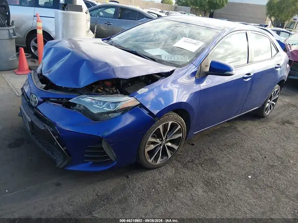 5YFBURHE4HP633278 — 2017 Toyota Corolla, фото 2 с аукциона IAAI, Передняя часть