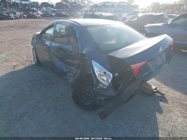 5YFBURHE2JP847496 — 2018 Toyota Corolla, фото 3 с аукциона IAAI 14.10.2026, Левый бок