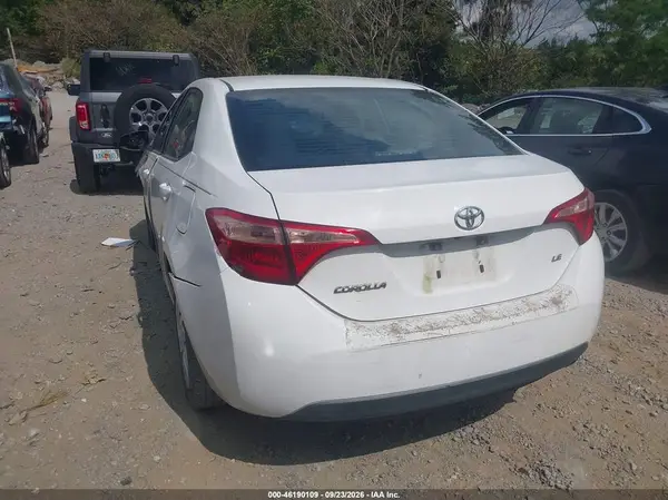 5YFBURHE8JP781181 — 2018 Toyota Corolla, фото 3 с аукциона IAAI, Передняя часть