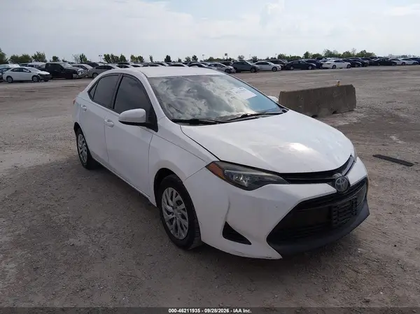 5YFBURHE8JP825292 — 2018 Toyota Corolla, Передняя часть (Front End), фото до ремонта