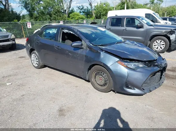 5YFBURHE5JP769053 — 2018 Toyota Corolla, Передняя часть (Front End), фото до ремонта
