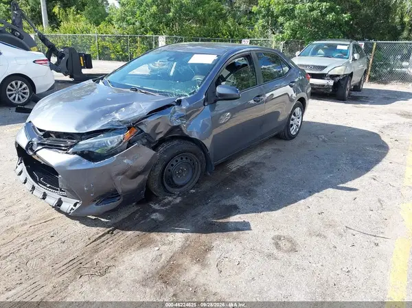 5YFBURHE5JP769053 — 2018 Toyota Corolla, фото 2 с аукциона IAAI, Передняя часть