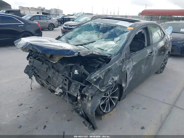 2T1BURHE0JC000167 — 2018 Toyota Corolla, фото 2 с аукциона IAAI, Передняя часть