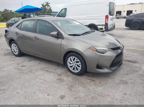 5YFBURHE8JP810081 — 2018 Toyota Corolla, Задняя часть (Rear), фото до ремонта