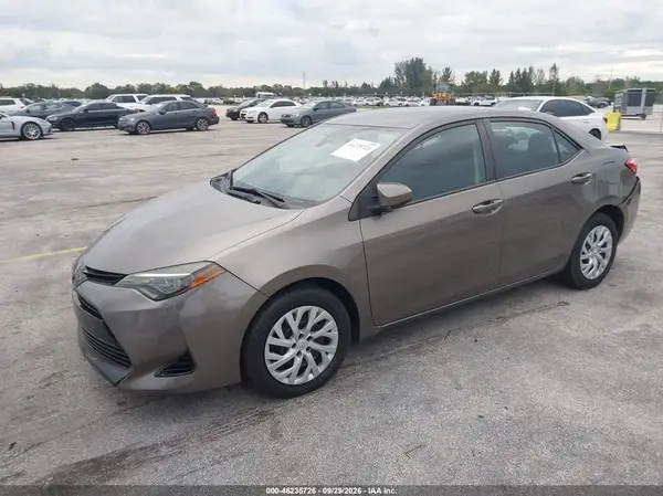 5YFBURHE8JP810081 — 2018 Toyota Corolla, фото 2 с аукциона IAAI, Задняя часть