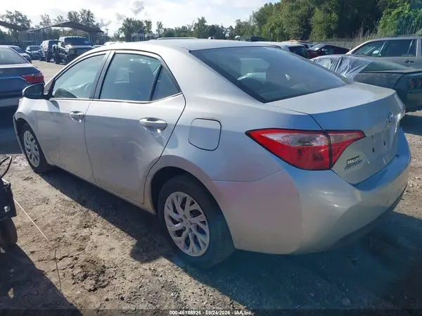 5YFBURHE7KP874016 — 2019 Toyota Corolla, фото 3 с аукциона IAAI, Передняя часть