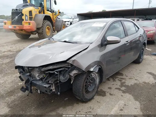 2T1BURHE5KC142225 — 2019 Toyota Corolla, фото 2 с аукциона IAAI, Передняя часть справа