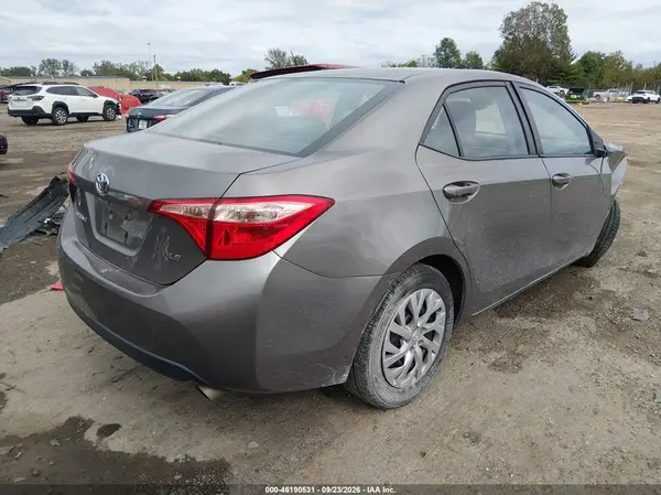 2T1BURHE5KC142225 — 2019 Toyota Corolla, фото 4 с аукциона IAAI, Передняя часть справа