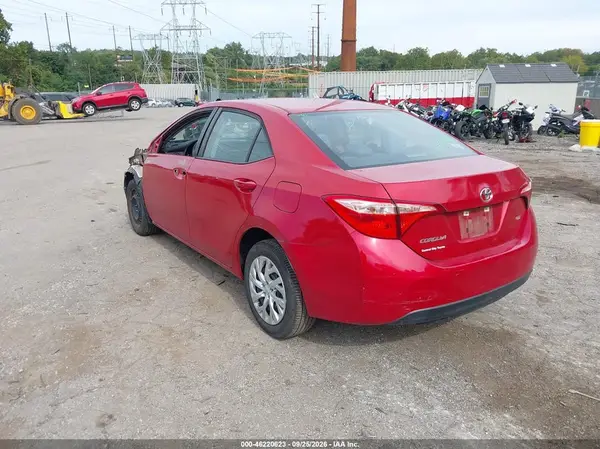 5YFBURHE4KP941302 — 2019 Toyota Corolla, фото 3 с аукциона IAAI 10.10.2026, Передняя часть