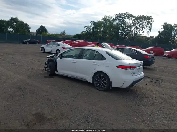 JTDS4RCE9LJ022005 — 2020 Toyota Corolla, фото 3 с аукциона IAAI 14.10.2026, Передняя часть справа