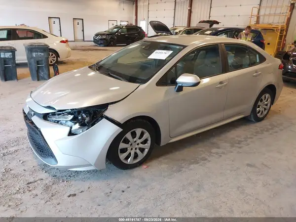 5YFEPRAE2LP121641 — 2020 Toyota Corolla, фото 2 с аукциона IAAI, Передняя часть