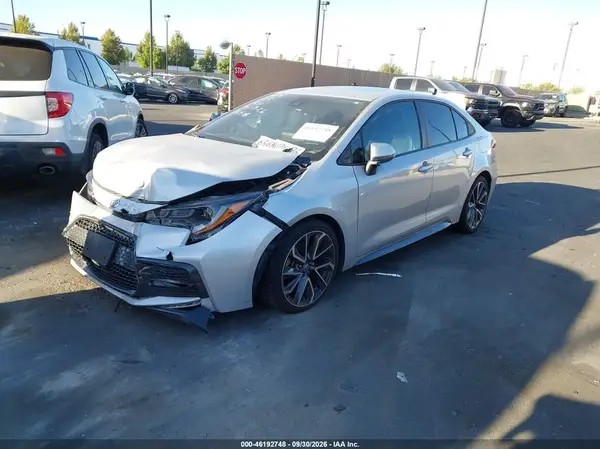 5YFS4RCE8LP016854 — 2020 Toyota Corolla, фото 2 с аукциона IAAI, Передняя часть
