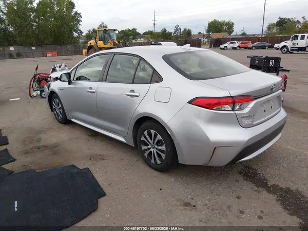 JTDEBRBE3LJ003342 — 2020 Toyota Corolla, фото 3 с аукциона IAAI, Передняя часть