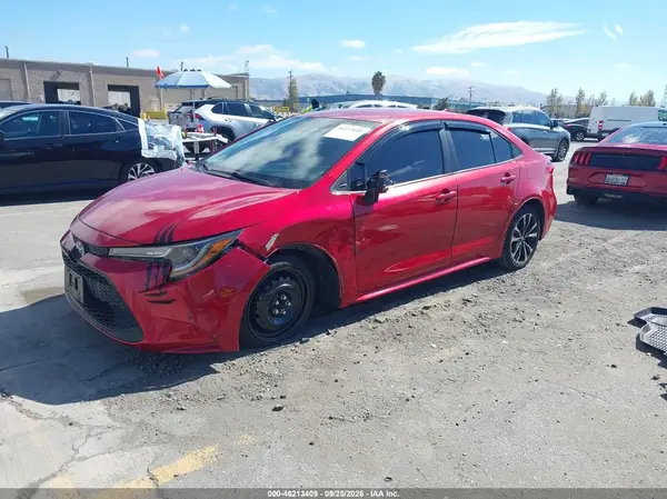 5YFEPRAE9LP082966 — 2020 Toyota Corolla, фото 2 с аукциона IAAI, Передняя часть слева