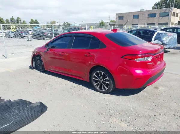 5YFEPRAE9LP082966 — 2020 Toyota Corolla, фото 3 с аукциона IAAI, Передняя часть слева