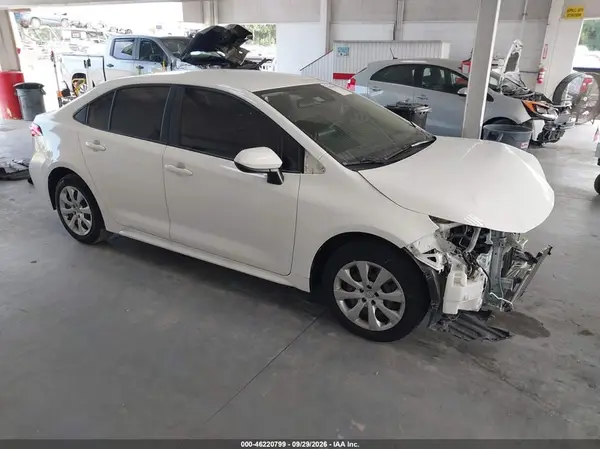 JTDEPRAE8LJ030071 — 2020 Toyota Corolla, Передняя часть (Front End), фото до ремонта
