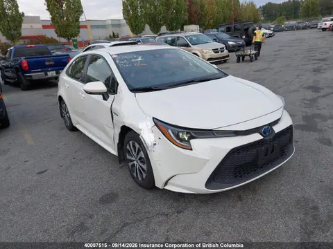JTDBAMDE8MJ032570 — 2021 Toyota Corolla, Передняя часть справа (Right Front), фото до ремонта