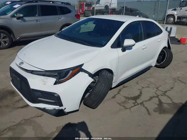 5YFS4MCE8MP077528 — 2021 Toyota Corolla, фото 2 с аукциона IAAI, Левый и правый бока