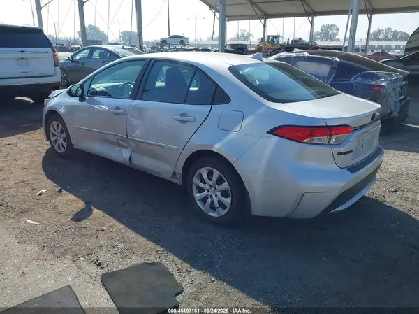 5YFEPMAE0MP159406 — 2021 Toyota Corolla, фото 3 с аукциона IAAI, Левый бок