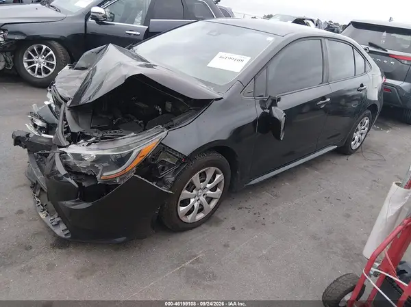 5YFEPMAE1MP266531 — 2021 Toyota Corolla, фото 2 с аукциона IAAI, Передняя часть
