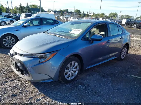 JTDEPMAE1MJ165655 — 2021 Toyota Corolla, фото 2 с аукциона IAAI, Передняя часть