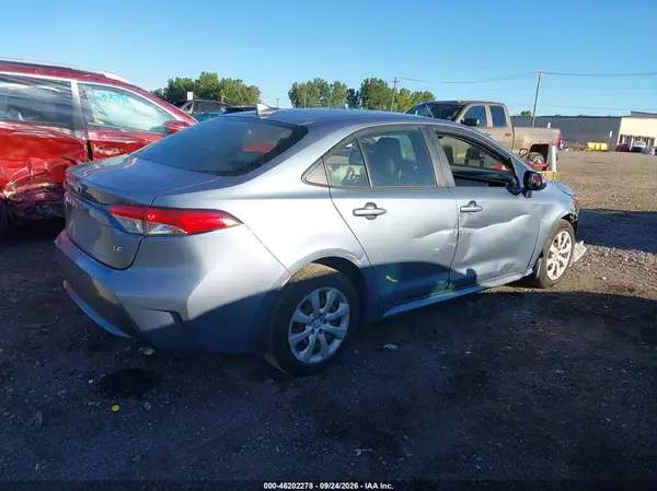JTDEPMAE1MJ165655 — 2021 Toyota Corolla, фото 4 с аукциона IAAI, Передняя часть
