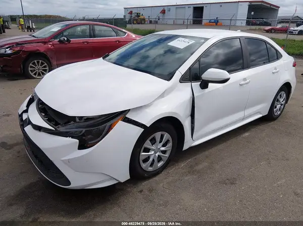 5YFDPMAE7MP188719 — 2021 Toyota Corolla, фото 2 с аукциона IAAI, Передняя часть