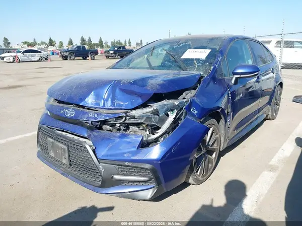 5YFP4MCE1NP112577 — 2022 Toyota Corolla, фото 2 с аукциона IAAI, Передняя часть