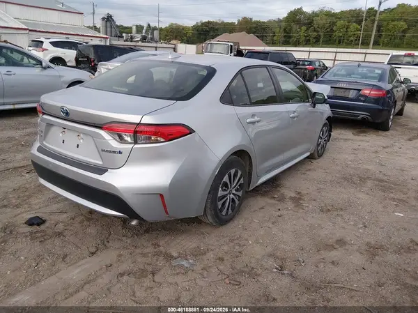 JTDEAMDE2NJ061917 — 2022 Toyota Corolla, фото 4 с аукциона IAAI, Передняя часть