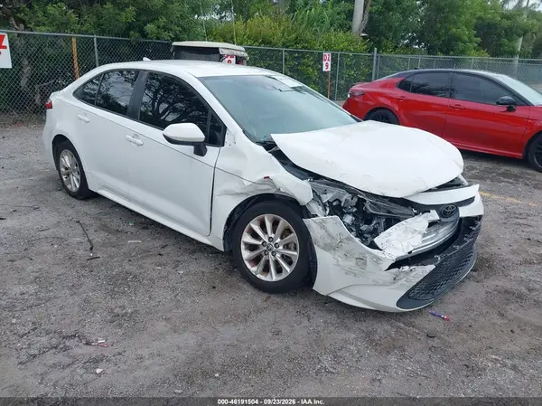 5YFVPMAE3NP306402 — 2022 Toyota Corolla, Передняя часть (Front End), фото до ремонта