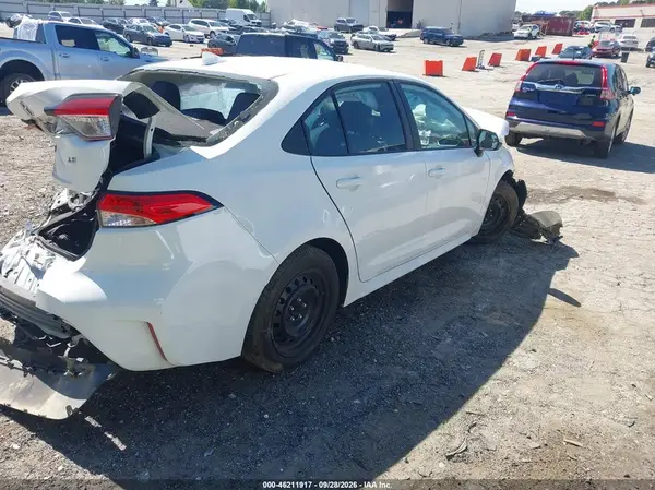 5YFEPMAE4NP305484 — 2022 Toyota Corolla, фото 4 с аукциона IAAI, Передняя часть