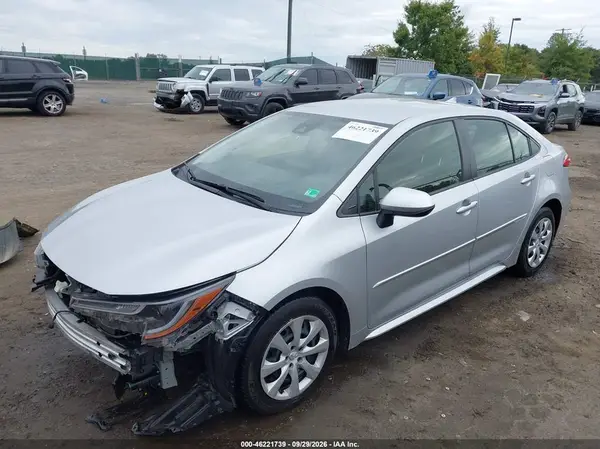 JTDEPMAEXN3023004 — 2022 Toyota Corolla, фото 2 с аукциона IAAI, Передняя часть