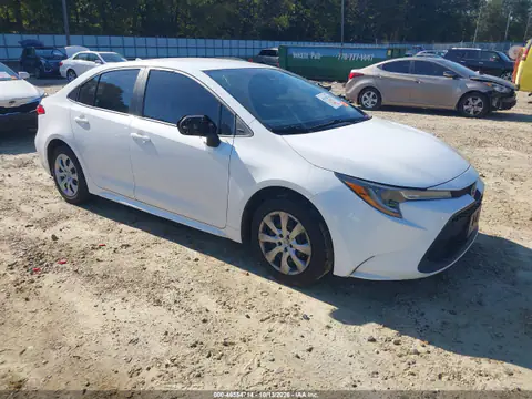 5YFEPMAE1NP357042 — 2022 Toyota Corolla, Задняя часть, фото до ремонта