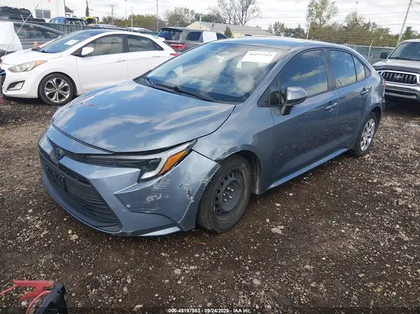 JTDBCMFE1P3005288 — 2023 Toyota Corolla, фото 2 с аукциона IAAI, Правый бок